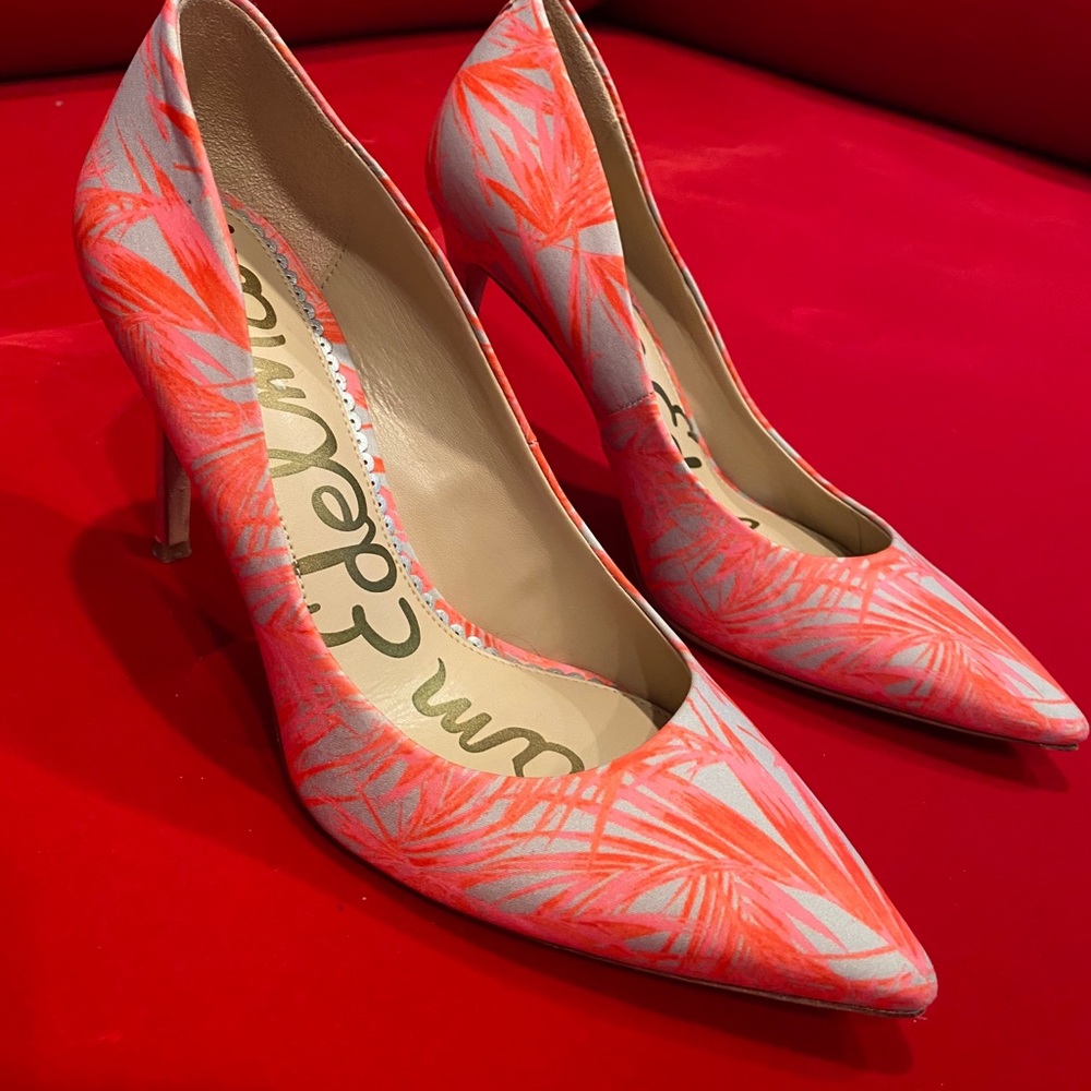 Classy Closed Toe Pumps